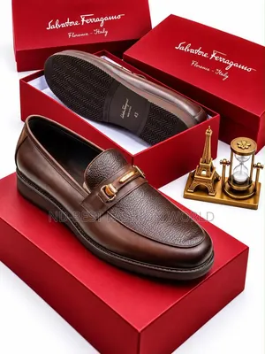 Simple Men's Wears
