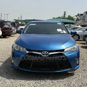 Toyota Camry SE 4dr Sedan (2.5L 4cyl 6A) 2017 Blue