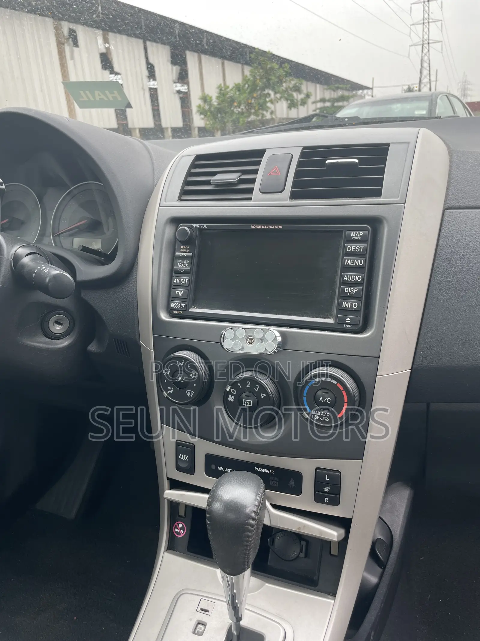 Toyota Corolla 2009 White