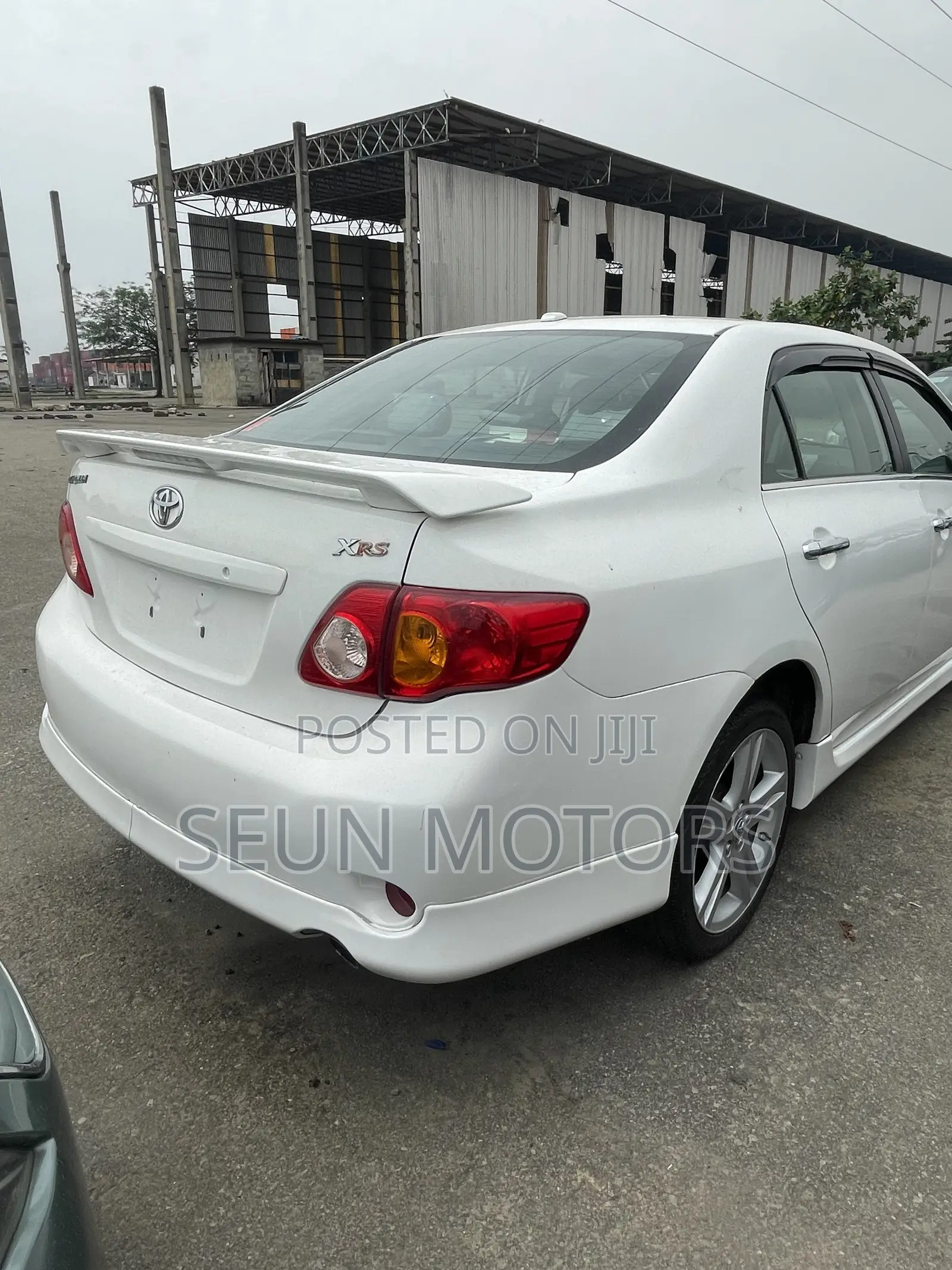 Toyota Corolla 2009 White
