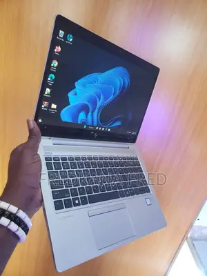 Laptop HP EliteBook 840 G5 8GB Intel Core i7 HDD 500GB