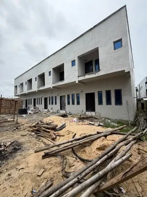 2bdrm Duplex in Private Estate for sale