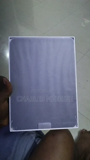 New Apple iPad (2025) 128 GB Blue