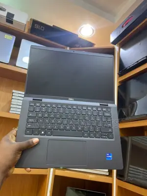 Laptop Dell Latitude 7330 32GB Intel Core i7 SSD 512GB