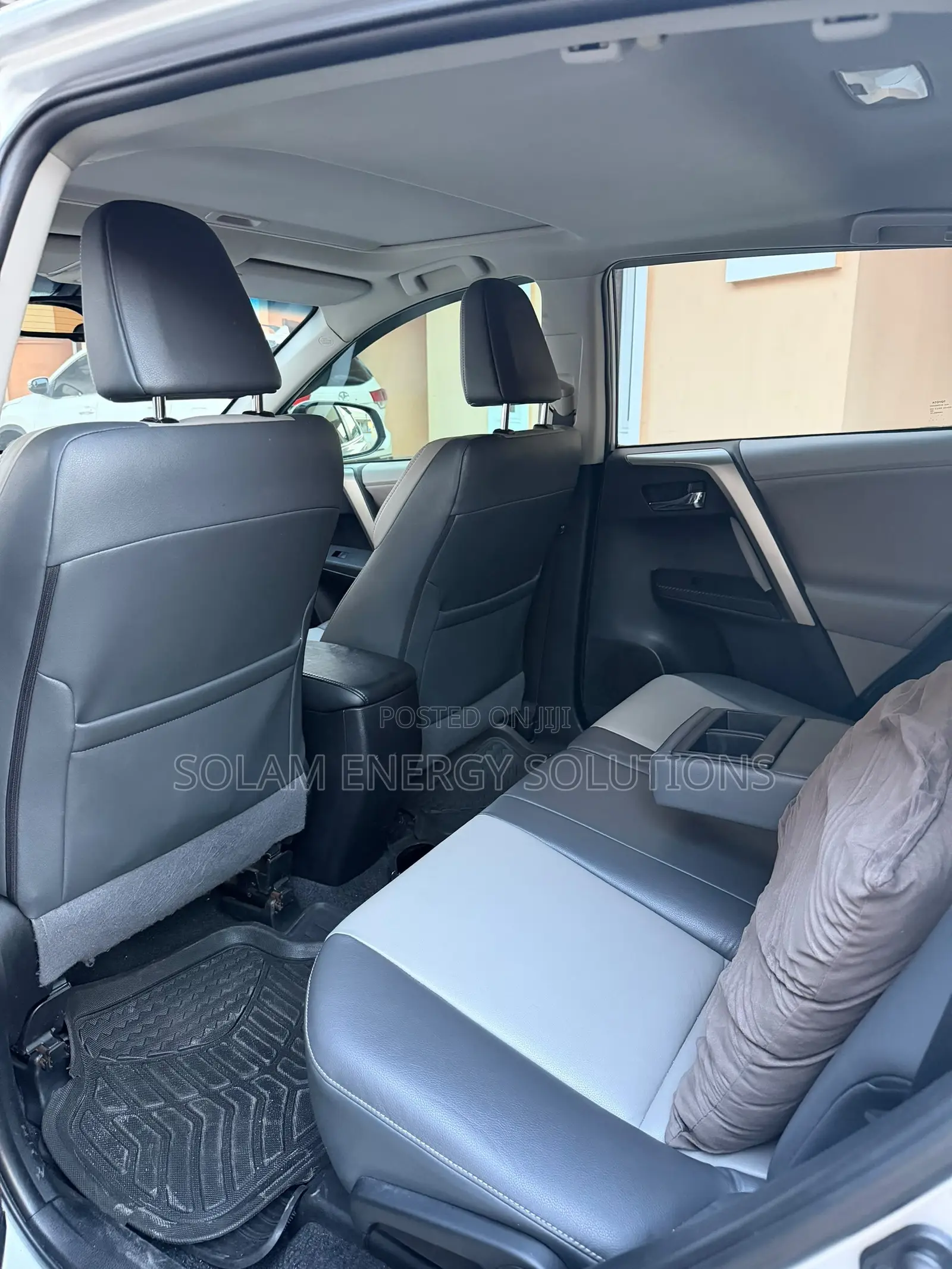 Toyota RAV4 2015 Silver