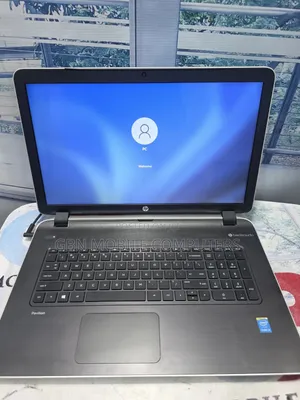 Laptop HP Pavilion 17 8GB Intel Core i3 HDD 500GB