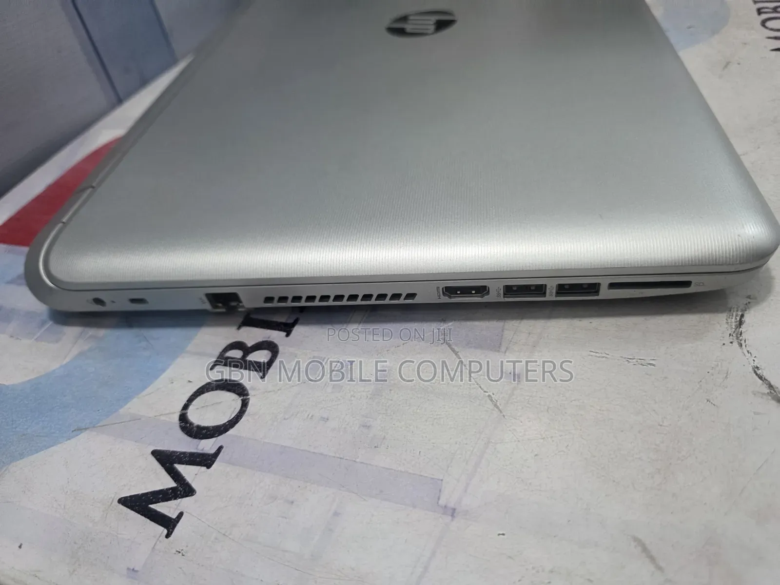 Laptop HP Pavilion 17 8GB Intel Core i3 HDD 500GB