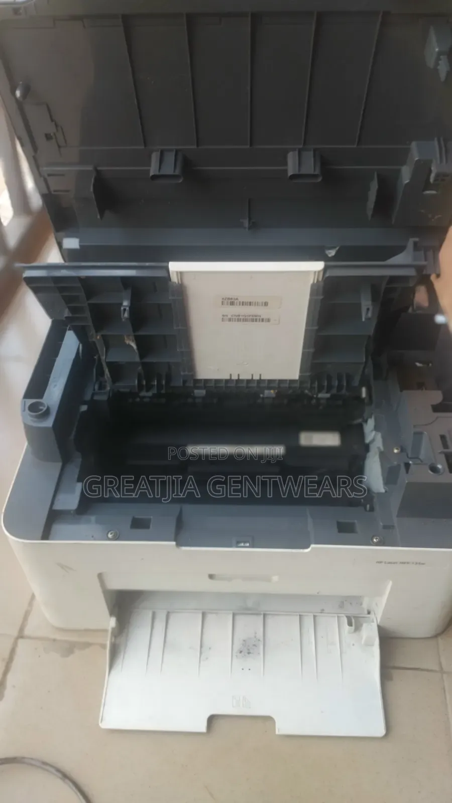 HP Laser MFP 135w