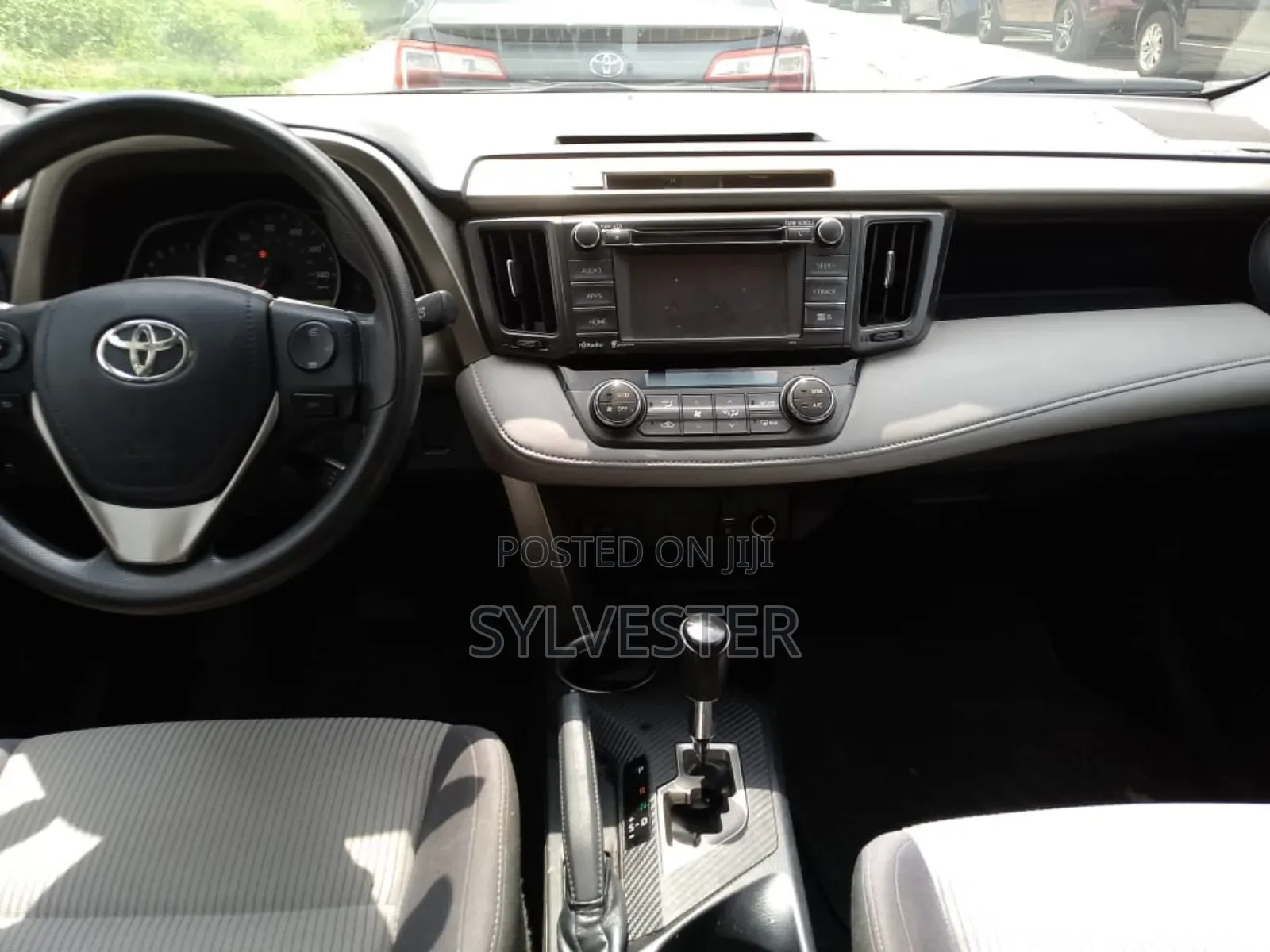 Toyota RAV4 2014 Silver