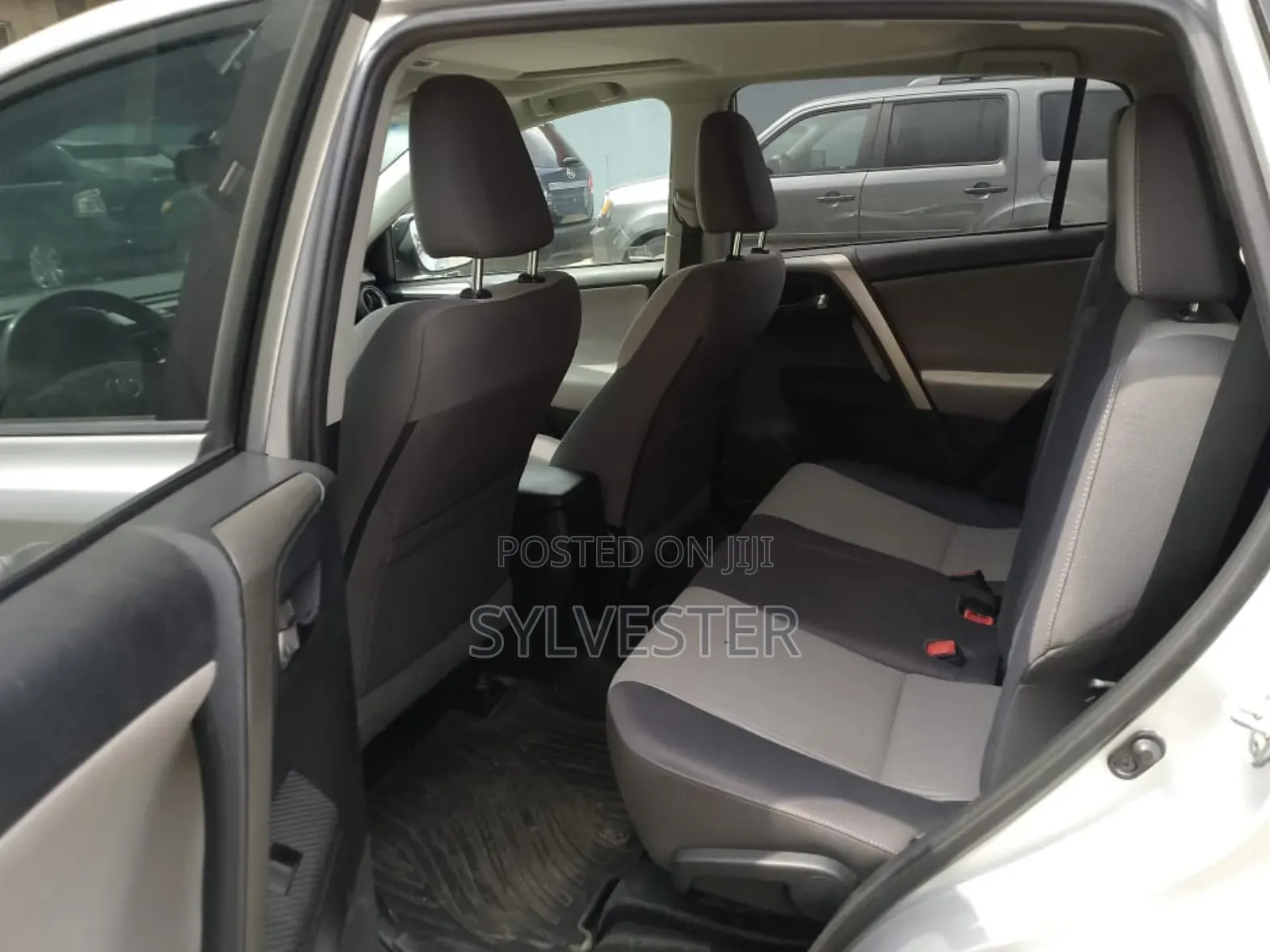 Toyota RAV4 2014 Silver