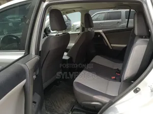 Toyota RAV4 2014 Silver