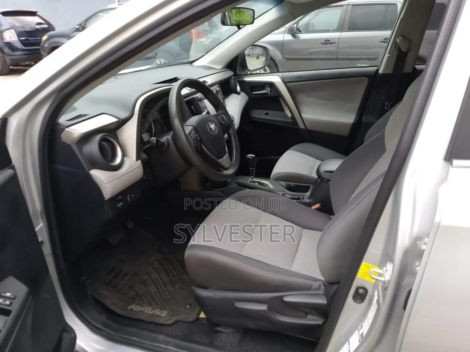 Toyota RAV4 2014 Silver