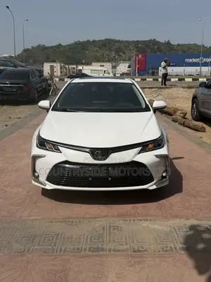 Toyota Corolla 2023 White