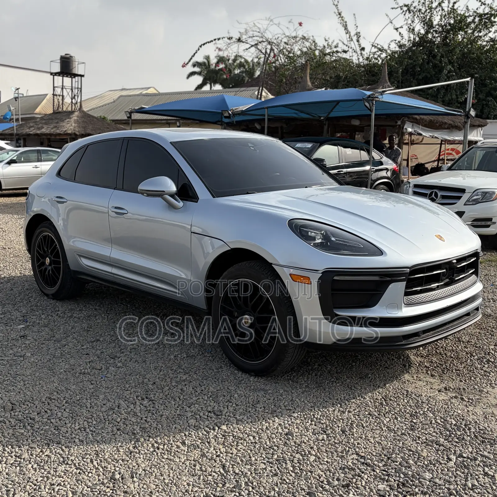 Porsche Macan 2023 Silver