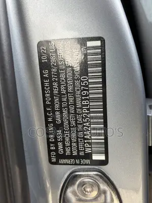 Porsche Macan 2023 Silver