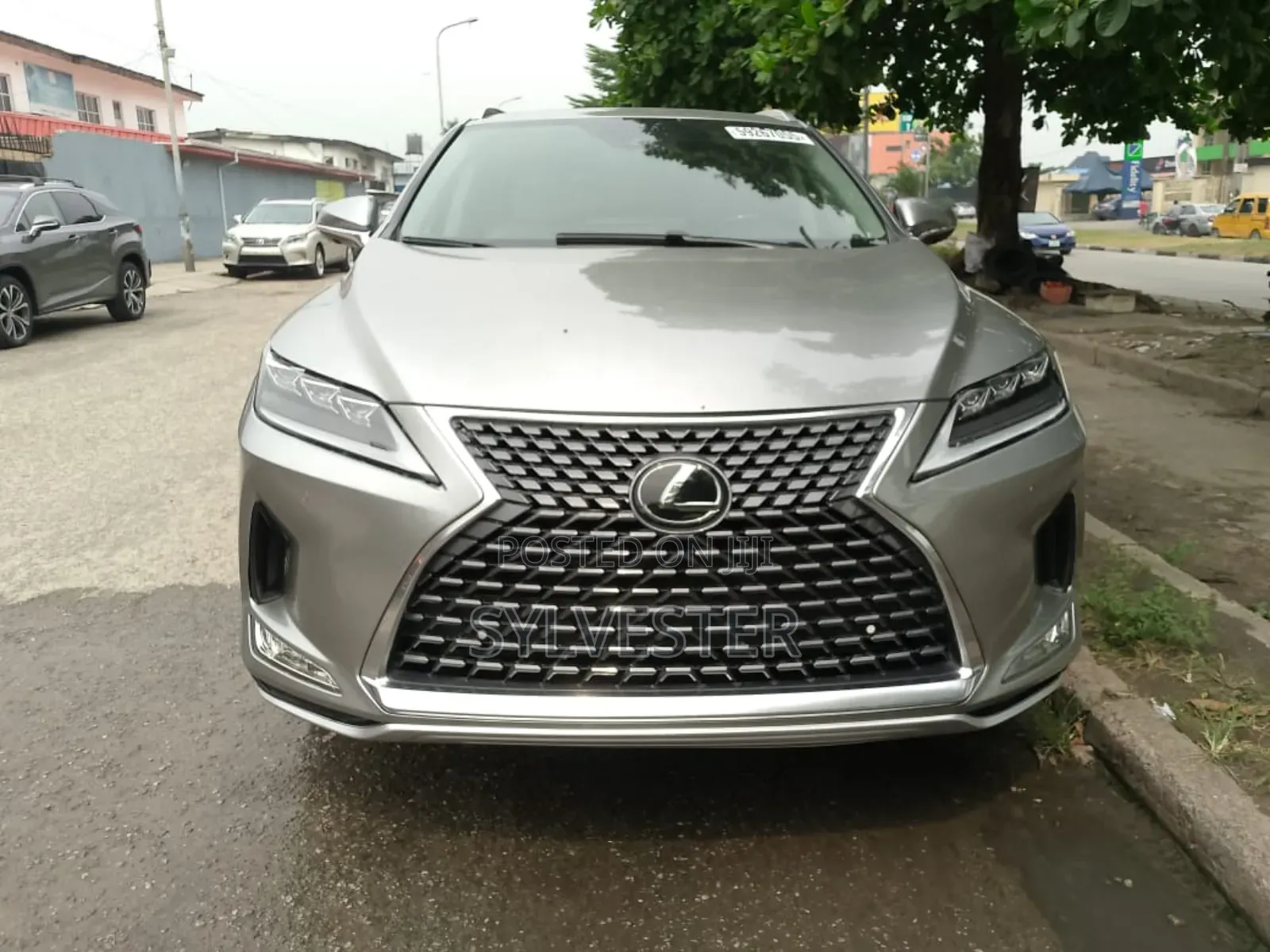 Lexus RX 2021