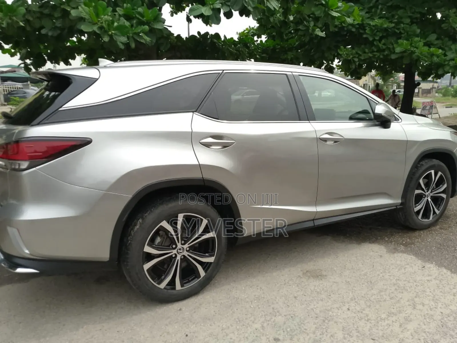 Lexus RX 2021
