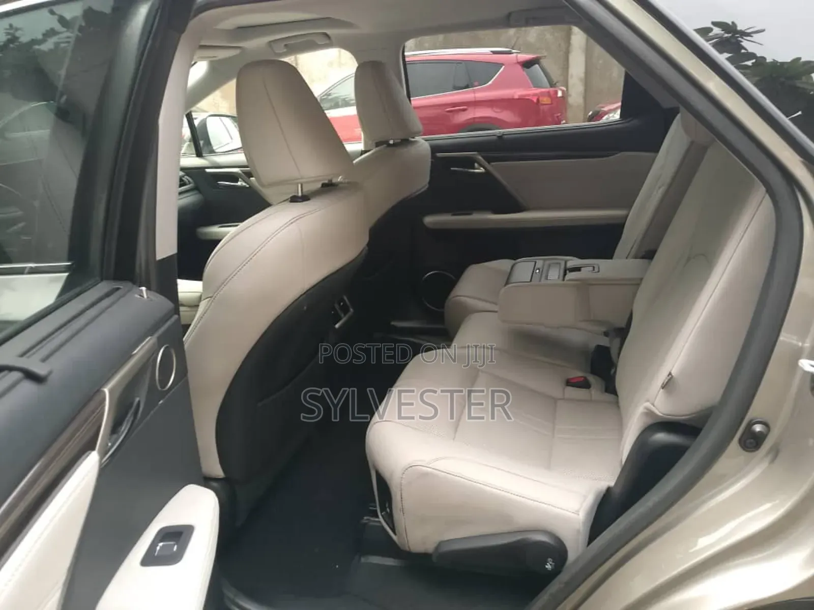 Lexus RX 2021