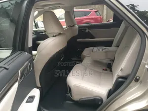 Lexus RX 2021