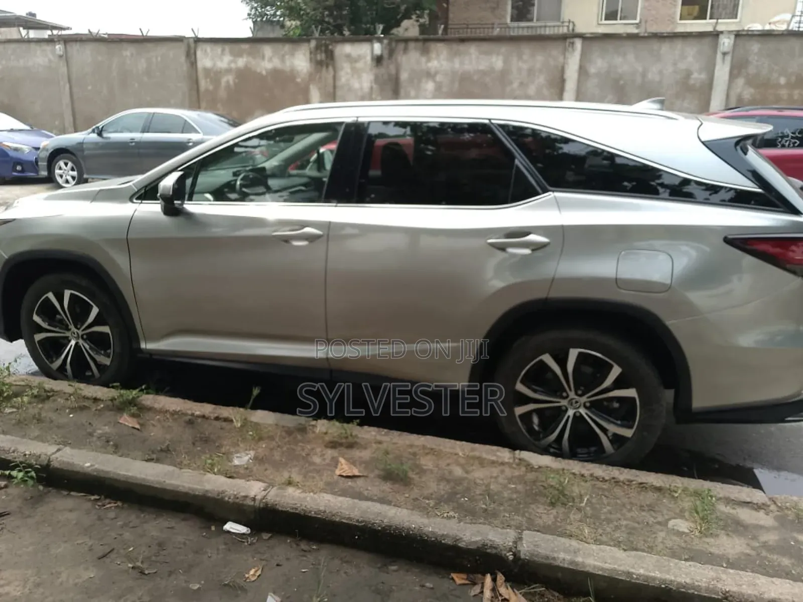 Lexus RX 2021