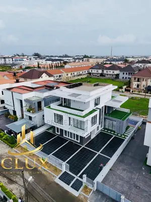 5bdrm Duplex in Lekki Expressway for sale