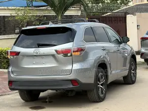Toyota Highlander 2016 Silver