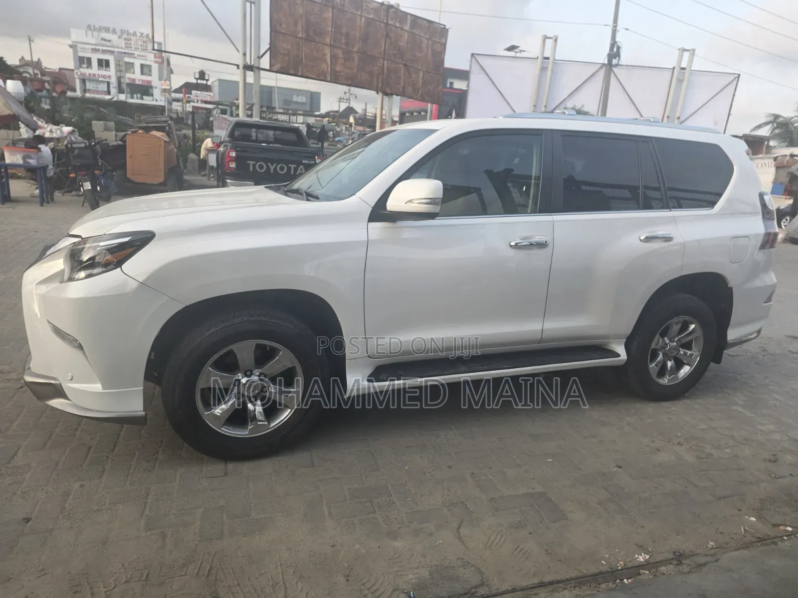 Lexus GX 2011 White