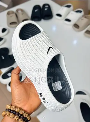Slippers Slide