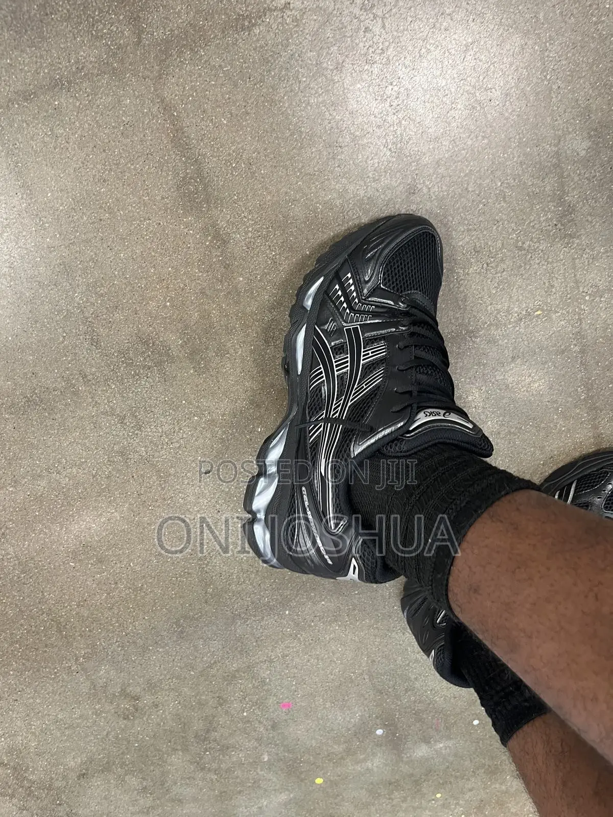 Asics Sneakers