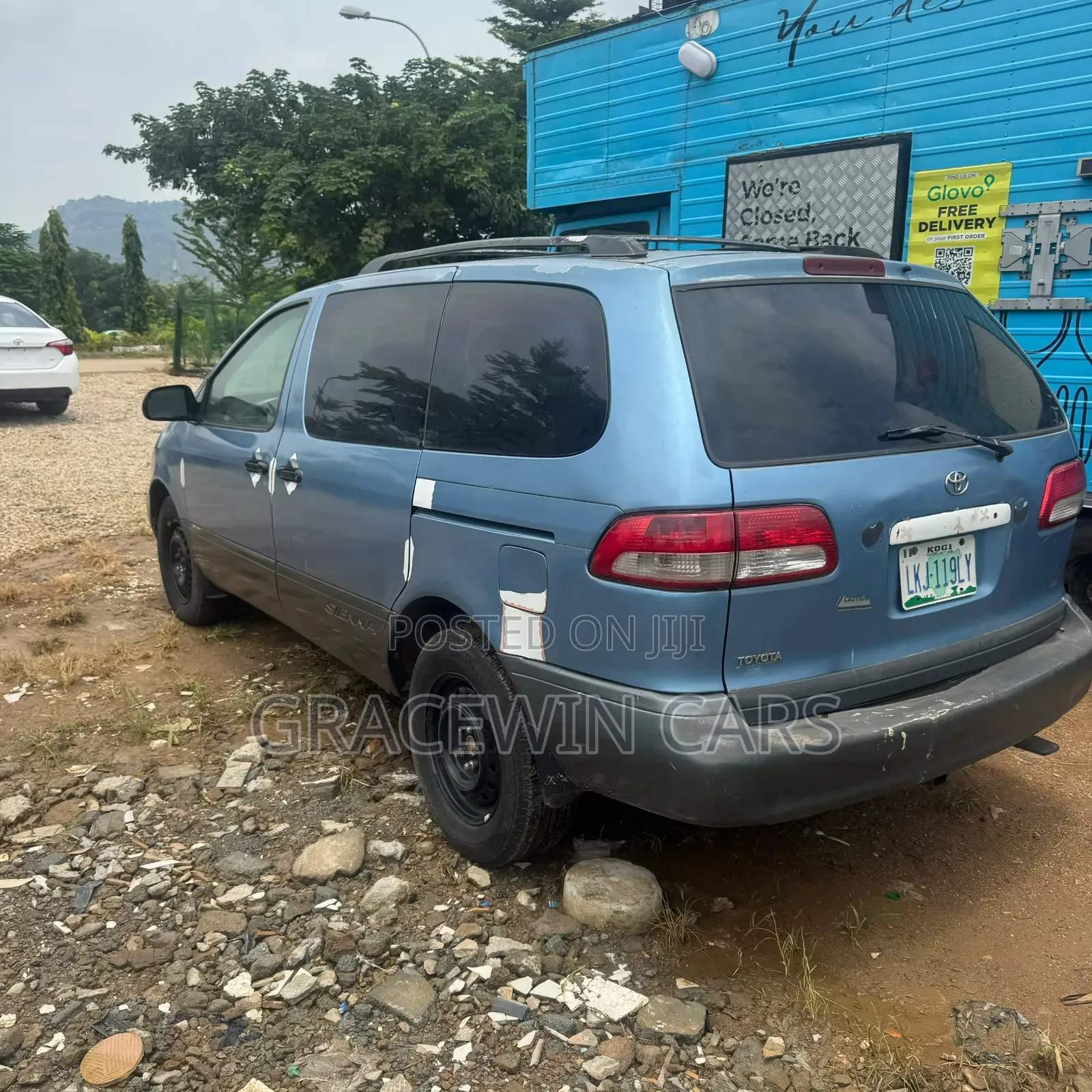 Toyota Sienna 2002 Blue