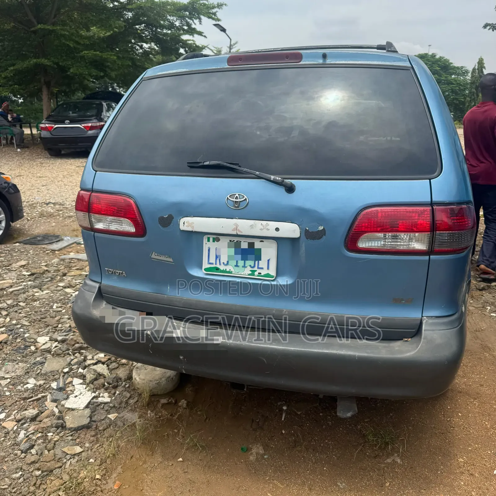 Toyota Sienna 2002 Blue