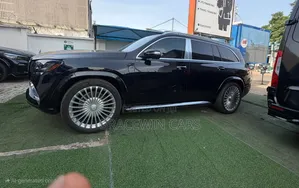 New Mercedes-Benz GLS-Class 2025 Black