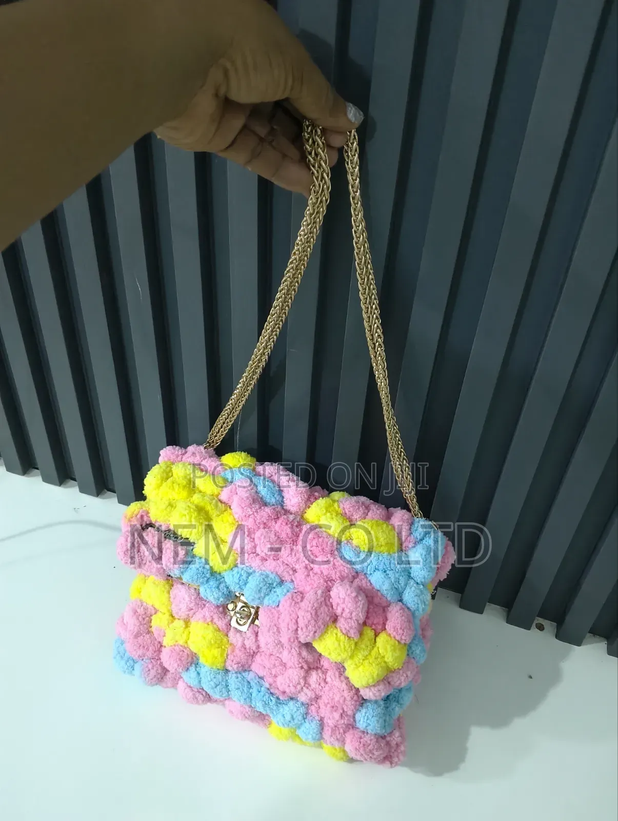 Pum Pum Hand Bag