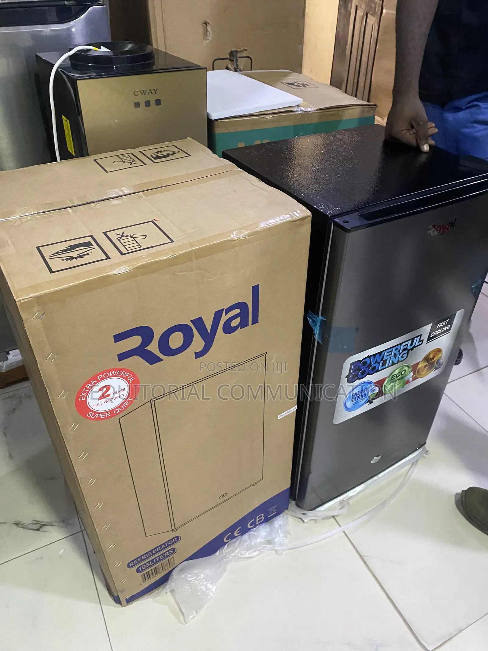 Royal 105L Compact Refrigerator Model RREF105BF