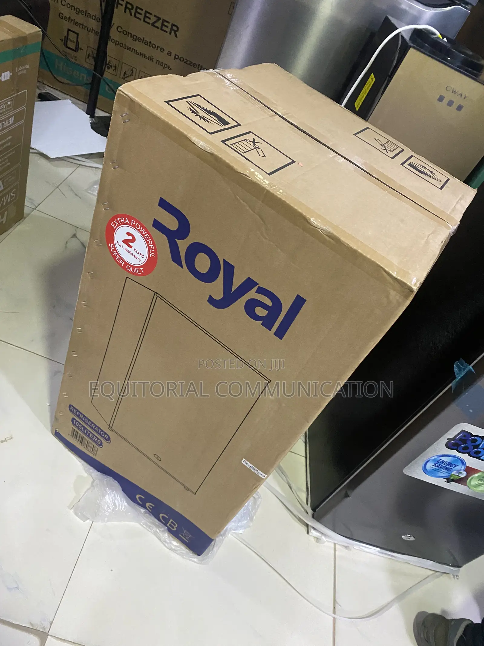 Royal RREF105BF 105L Compact Fridge for Everyday Use