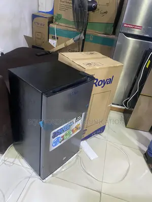 Royal RREF105BF 105L Fridge for Fresh Produce Storage