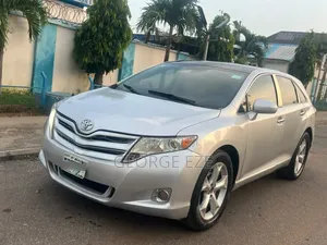 Toyota Venza 2012 Silver