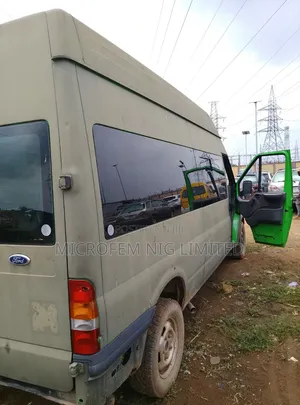 Ford Transit 2005 Green