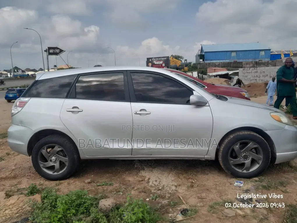 Toyota Matrix 2006 Silver