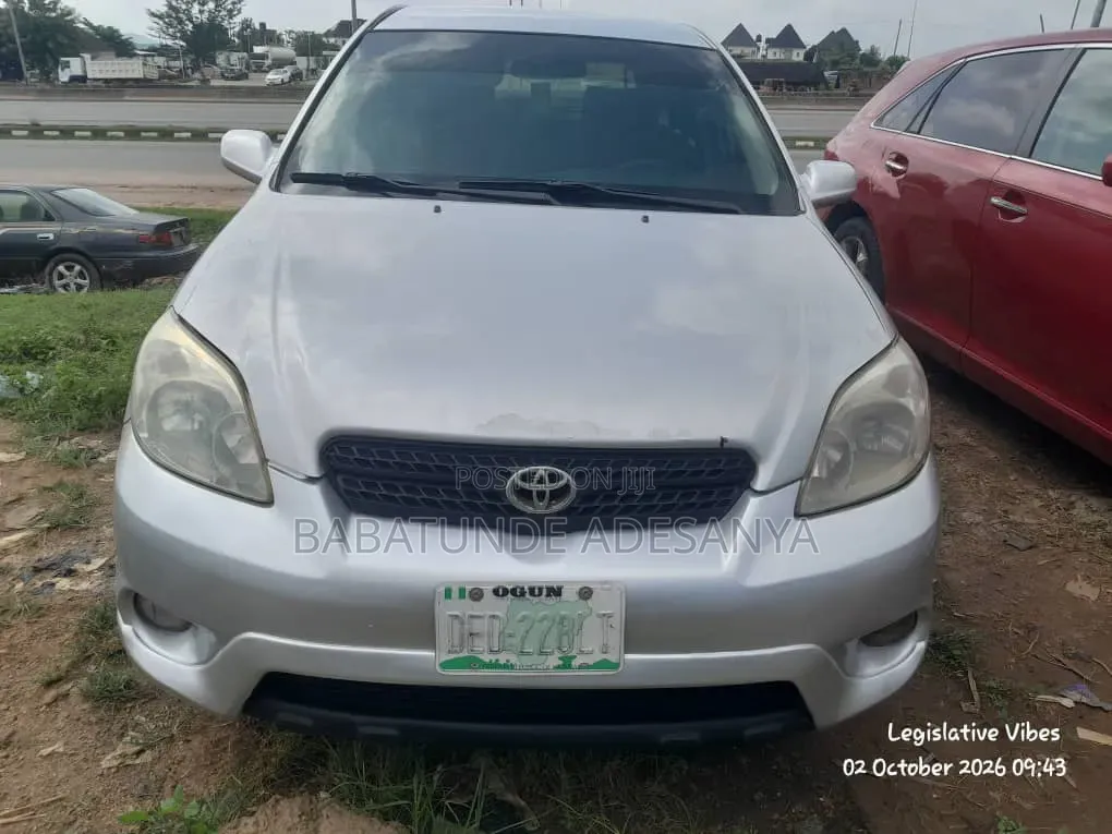 Toyota Matrix 2006 Silver