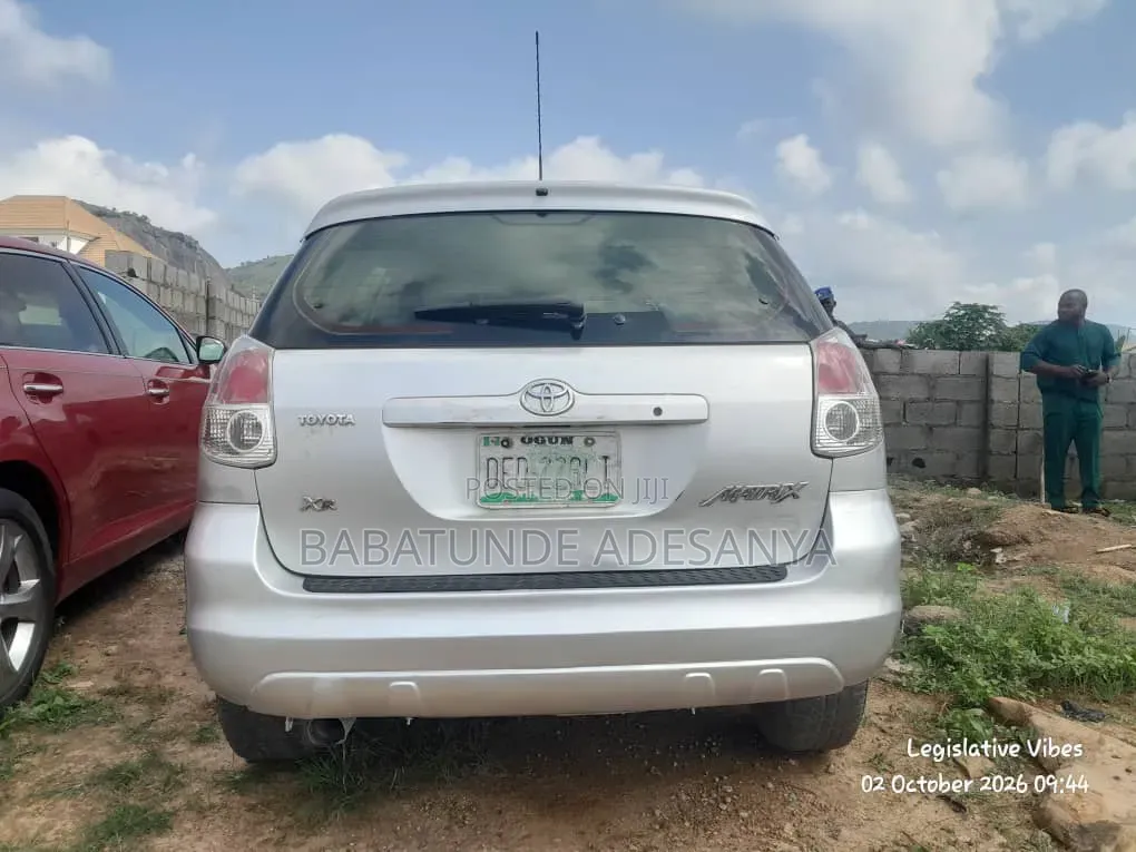 Toyota Matrix 2006 Silver
