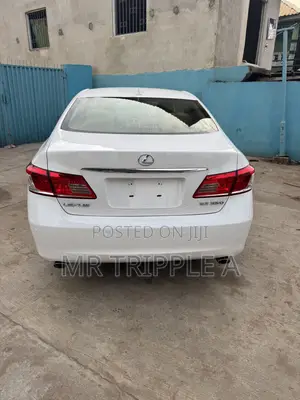 Lexus ES 350 2011 White