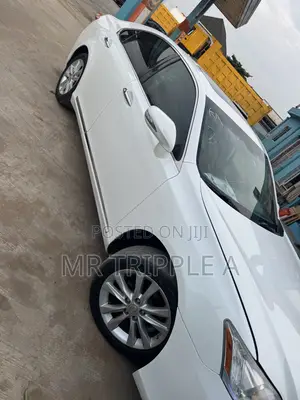 Lexus ES 350 2011 White