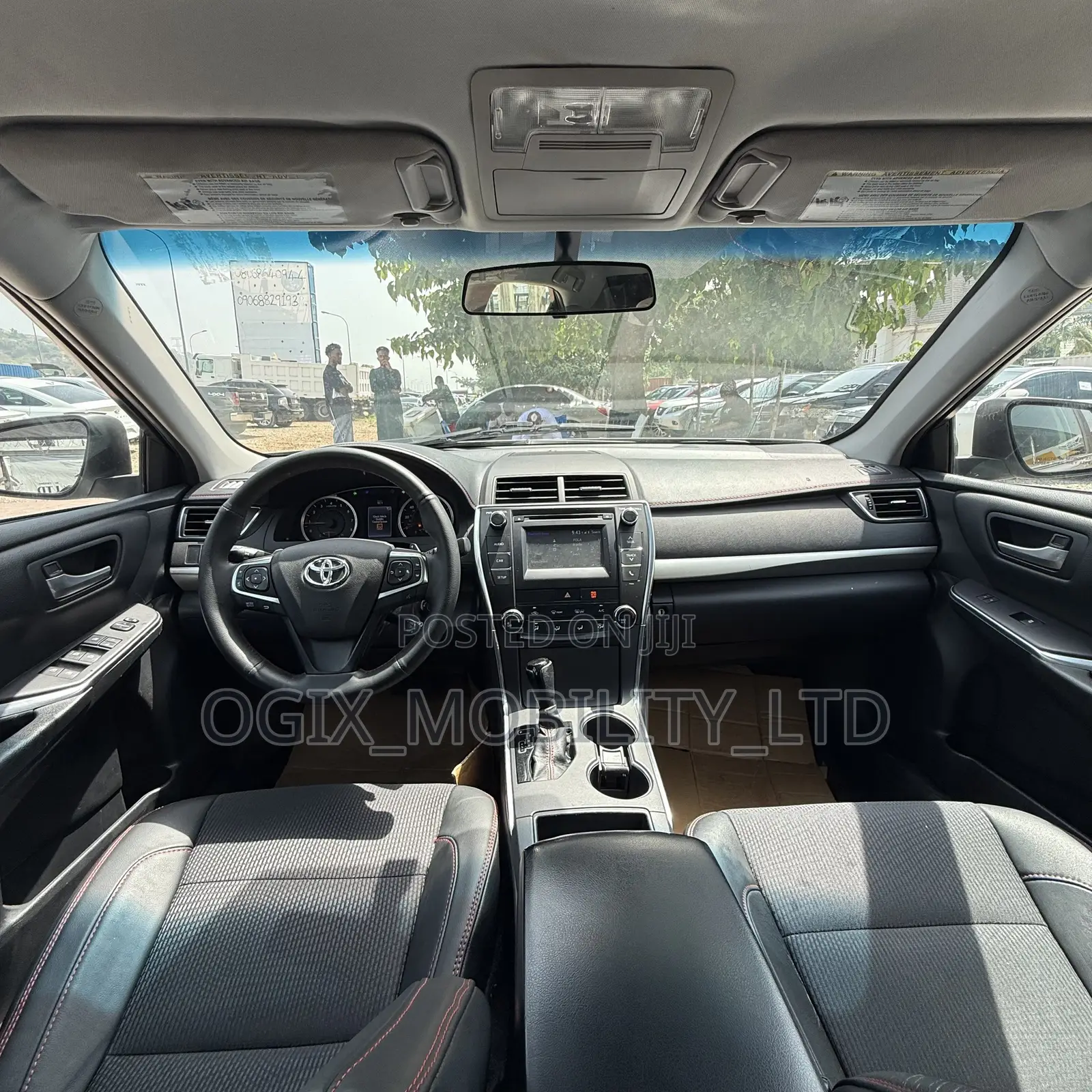 Toyota Camry 2016 Gold