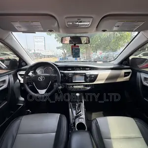 Toyota Corolla 2016 Red