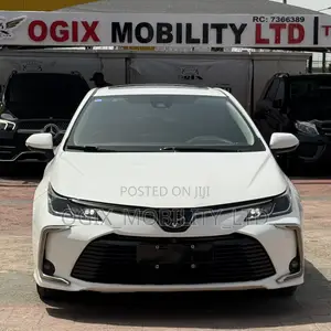 Toyota Corolla 2022 White