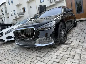 Mercedes-Benz Maybach 2024 Black