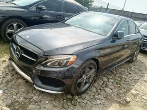 Mercedes-Benz C300 2015 Gray