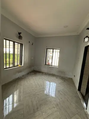 Studio Apartment in Efab Queens Estate for rent