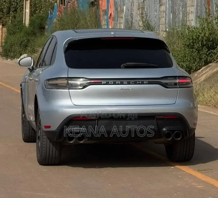 Porsche Macan 2024